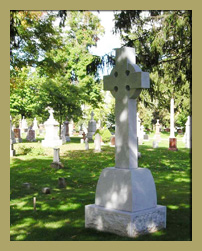 Monument-01